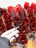 Vente en gros d'usine, gobelet en verre transparent de haute qualité, nouveau design en forme de rose, soufflé à la main, pour l'eau et le vin