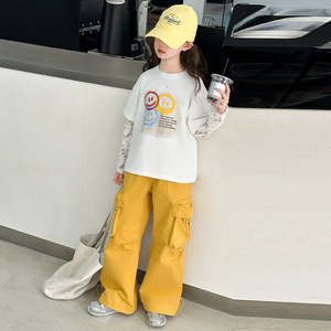 2025 New Kid Cô Gái Của Mùa Xuân Quần Áo Thiết Lập Dễ Thương Ren Nụ Cười Khuôn Mặt Chắp Vá Áo Sơ Mi Trắng + Màu Vàng Quần Vận Chuyển Hàng Hóa 2 Pcs Trang Phục Thiết Lập - Product Image 3
