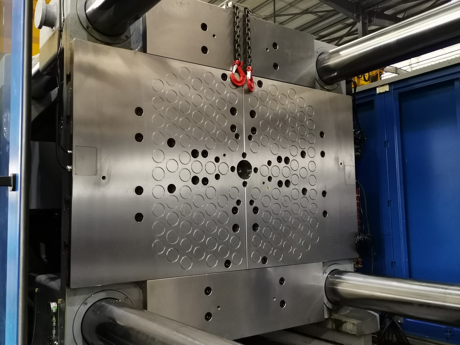 塑料注射成型工艺的用户友好磁性压板夹快速换模系统 - buy magnetic