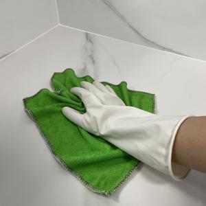 قفازات مطاطية بيضاء مقاومة للماء قابلة لإعادة الاستخدام بوزن 50 جرام، سميكة ومزودة بقبضة ماسية، للتنظيف المنزلي والمطبخ والعمل - Product Image 4