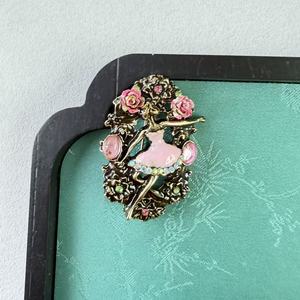Broche Floral de Luxo Rosa Roxo Jacinto Lavanda - Acessório Elegante para Casacos - Product Image 2