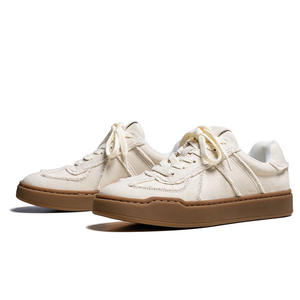 Custom-made high-quality thick-soled skate sports <b>shoes</b> <b>for</b> <b>men</b>, made of genuine leather with anti-slip properties - Product Image 4