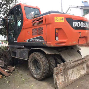 Pelle pelleteuse multifonction sur chenilles originale de la Corée DOOSAN DX150 Hyundai à haut rendement en bon état d'occasion en vente - Product Image 1