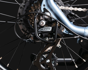 Vélo électrique pliable léger de 22 kg avec cadre à enjambement, batterie intégrée 36V10A, fourche à suspension, 7 vitesses, facile à transporter et à ranger - Product Image 3