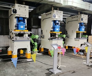 Robot de soudage CNC industriel FURUOSI à 6 axes / Bras robotique 2100 mm, charge utile 10 kg, protection IP67, entraînement servo-électrique - Product Image 2