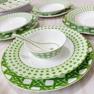 Assiette à fruits et service de table en porcelaine de luxe européen en os de porcelaine vert 41 pièces, vente chaude - Product Image 3