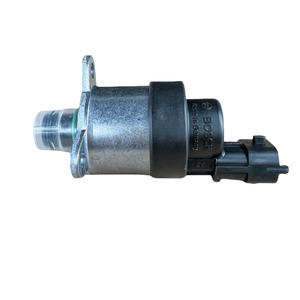 Original <span class=keywords><strong>Dr</strong></span>. Dongfeng Tianlong pour <span class=keywords><strong>Renault</strong></span> 375/420/450 Unité de dosage de carburant du moteur 0928400617 État neuf - Product Image 5