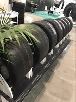Pneu Zestino Full Slick Haute Performance 275/40R20 CIRCUIT 01RS VICTAS Z8 pour Course sur Circuit Trace Race