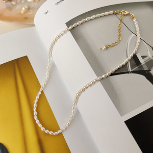 Elegante Collana Girocollo con Perle Barocche d'Acqua Dolce, Collana a Strati con Piccole Perle a Chicco di Riso, <span class=keywords><strong>Gioielli</strong></span> per la <span class=keywords><strong>Festa</strong></span> <span class=keywords><strong>della</strong></span> <span class=keywords><strong>Mamma</strong></span> - Product Image 3