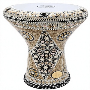 Gawharet El Fan, Tambor Darbuka Doumbek Geométrico de 17.5 Pulgadas con Incrustaciones de Madreperla y Diamantes en Forma de Estrella, Percusión Egipcia - Product Image 1