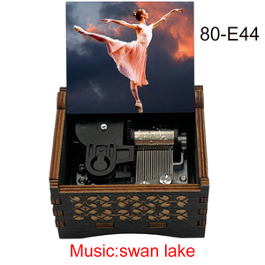 Caja <span class=keywords><strong>de</strong></span> Música <span class=keywords><strong>de</strong></span> Cuerda <span class=keywords><strong>Lago</strong></span> <span class=keywords><strong>de</strong></span> <span class=keywords><strong>los</strong></span> <span class=keywords><strong>Cisnes</strong></span>, Bailarina <span class=keywords><strong>de</strong></span> <span class=keywords><strong>Ballet</strong></span> Elegante, 18 Notas, Movimiento Plateado, Regalo Musical Especial para Amigos, Familia, Cumpleaños, Fiesta - Product Image 3