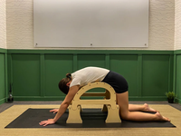 Banc de flexion dorsale de yoga en bois personnalisé de haute qualité et cadeau d'équipement de fitness extensible