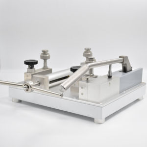 Manuel Pnömatik Karşılaştırıcı Hidrolik Basınç Test Göstergeleri Kalibratörü Taşınabilir Endüstriyel Basınç Akış Kalibrasyon Test Cihazı - Product Image 1