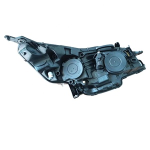 Adecuado para faros delanteros Peugeot 508W23 L:6208W7 R:6206W7 de gama baja - Product Image 5
