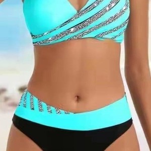2026 nouveau Design <span class=keywords><strong>taille</strong></span> basse écologique Spandex/Polyester deux pièces femmes Bikini <span class=keywords><strong>maillot</strong></span> <span class=keywords><strong>de</strong></span> <span class=keywords><strong>bain</strong></span> avec cristal en gros Bikini personnalisé - Product Image 3