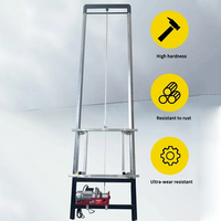 En stock : Élévateur de panneaux solaires Moni Ladders pour l'installation de panneaux, avec levage automatique, disponible en versions 12m, 25m et 10 mètres.
