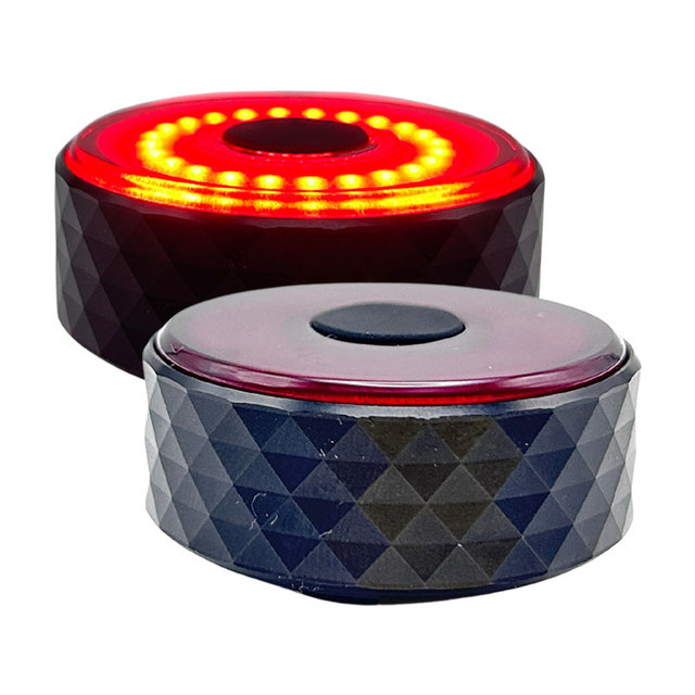 SPOLITE T08 Smart Rear Bike Light with Locator 5 Modes Built-In Battery ABS & PC Waterproof LED for Night Riding