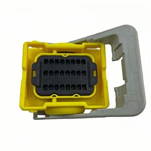 Connecteur de faisceau de câblage automobile <span class=keywords><strong>Tyco</strong></span> <span class=keywords><strong>Electronics</strong></span> 24 broches femelle, boîtier jaune 1-776773-0 - Product Image 6