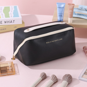 Borsa <span class=keywords><strong>per</strong></span> il Trucco Personalizzata in TPU Come Regalo di Natale <span class=keywords><strong>per</strong></span> la Mamma, Borsa Cosmetica da Viaggio alla Moda <span class=keywords><strong>per</strong></span> Moglie e Amiche - Product Image 4