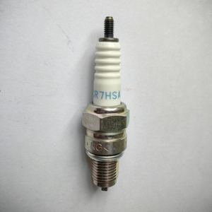 Bujía de Encendido de Motor Original NGK CR7HSA para Modelos <span class=keywords><strong>Honda</strong></span> CRF100F/SCV100 <span class=keywords><strong>Lead</strong></span>/XR100R/EX 100CC CBR Condición Nueva - Product Image 3