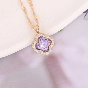 Venta al por mayor de collar de trébol de cuatro hojas personalizado de cristal de oro con todo tipo de colores para ocasiones de regalo de <span class=keywords><strong>China</strong></span> - Product Image 4