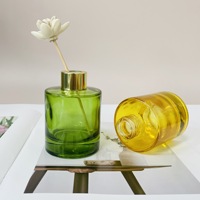 Bouteille diffuseur de couleur cylindrique 100 ml en verre avec bouchon à vis, couleur personnalisée, 100 pièces, bouteille diffuseur de parfum pour la maison