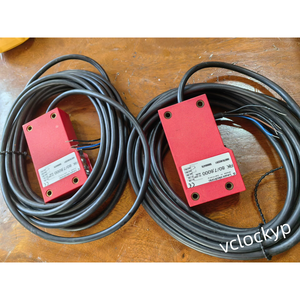 เซ็นเซอร์แบบสะท้อนแสงย้อนกลับ Leuze Electronic RK 80/2D รุ่น RK80/2d มือสอง - Product Image 1