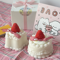 Bougie parfumée haut de gamme Gâteau aux fraises, Cadeau d'anniversaire, Coffret cadeau de Noël pour meilleure amie, sans fumée, idéal pour les occasions spéciales