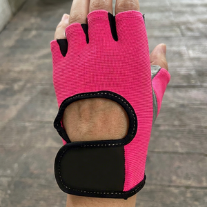 Gants de fitness personnalisés avec logo, respirants, sangle réglable, légers, unisexes, en cuir, isolés thermiquement - Product Image 1