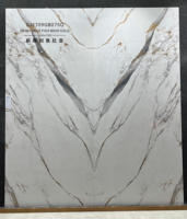 Carreau de porcelaine de marbre de pierre frittée de 2700x1200mm pour des dessus de comptoir de table dalle de porcelaine de grande taille de marbre de Carrare
