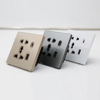 Prise murale universelle 10A IP22 en verre trempé avec ports USB-A et USB-C, ignifuge, contacts en cuivre pur, 5V, usage hospitalier