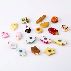 18 Tatlı Buzdolabı Mıknatısı çocuk Erken Eğitim paketi Cupcake 3D reçine dolabı mıknatıslar