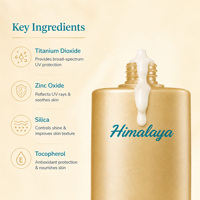 Lait solaire de protection extérieure à marque privée, résistant à l'eau et à la transpiration, enrichi en acide hyaluronique et extrait de thé vert, pour une application optimale