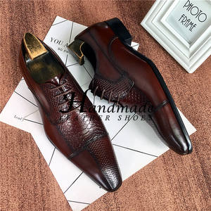 Zapatos de vestir a la moda, zapatos de cuero con punta en pico estilo inglés, zapatos formales con cordones para hombre, elegantes zapatos de peluquero - Product Image 6