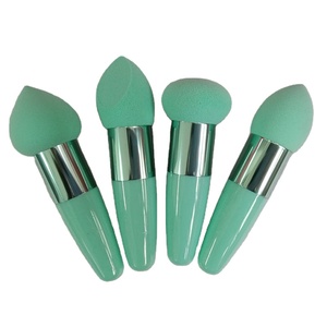 Beauté du visage Pinceaux de maquillage personnalisés réutilisables Mélangeur feuilleté de maquillage <span class=keywords><strong>Pinceau</strong></span> éponge de maquillage pour fond de teint - Product Image 3