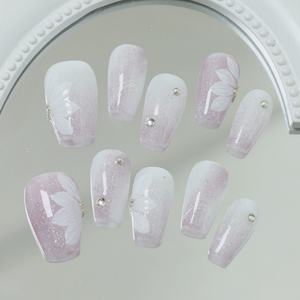 Uñas postizas de acrílico de lujo hechas a mano a precio de fábrica, estilo Y2K con diamantes de imitación, forma ataúd, cobertura completa 3D, puntas francesas, reutilizables. - Product Image 2