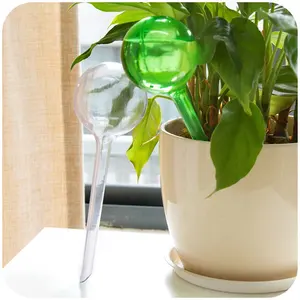 Plastic Tuin Globes Bollen Self Watering Spikes Water Apparaat Watering Lampen Voor Planten