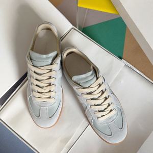 Zapatos de Marca de Lujo para Hombre - Zapatos Casuales de Cuero de Alta Calidad para Hombre y Mujer, Ideales para Deportes y Moda - Product Image 4