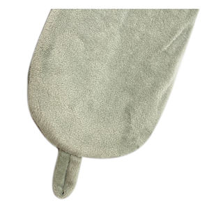 Long sac à eau chaude en fausse fourrure 2L avec housse polaire pour bouillotte en caoutchouc BS fabrication - Product Image 3