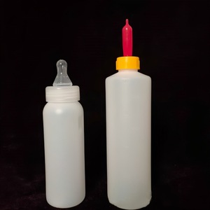 Biberon en plastique 400 ml pour veaux, alimentation animale - Product Image 2