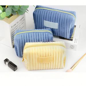 Women's Large Capacity Velvet Octagon Makeup Bag Zipper Soft Handle Travel for Storage Pouch Stone Pattern Cosmetic Bags - Product Image 2