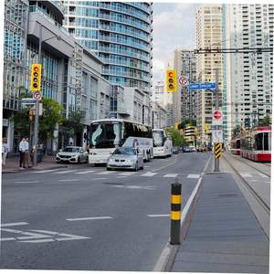 頑丈な50cm高さの安全ボラード - 駐車場や車道用の黒と黄色の反射材付き交通障害物ポスト - Product Image 5