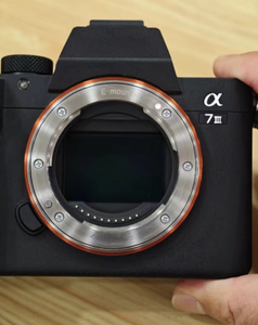 กล้องดิจิตอลมือสอง Sony Alpha 7 III A7M3 ฟูลเฟรม มิเรอร์เลส บอดี้ 24.3MP ป้องกันภาพสั่นไหว WiFi วิดีโอ ขายส่ง ชิ้นเดียว A7M3 - Product Image 3