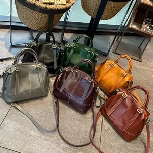 กระเป๋าถือ AndoBag สำหรับผู้หญิง หนังวัวแท้ ความจุมาก แฟชั่นกระเป๋าสะพายไหล่/สะพายข้าง กระเป๋าถือสำหรับเดินทาง รุ่น 77172 - Product Image 2