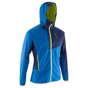 Chaqueta con Capucha de Softshell Personalizada para Hombre, Impermeable, Cortavientos, para Senderismo, Running y Deportes al Aire Libre, Ropa de Senderismo al Por Mayor - Product Image 2