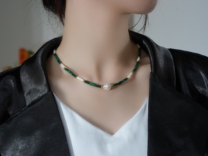 <strong>Emerald</strong> Green Jade Cylinder <strong>Beads</strong> with White Spacer &amp; Small Baroque <strong>Pearl</strong> Necklace for Women Fashion <strong>Jewelry</strong> - Product Image 2