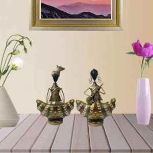 Belle figurine de couple dorée en métal, statue pour le salon, la chambre à coucher, décoration de la maison, pièce d'accentuation - Product Image 3