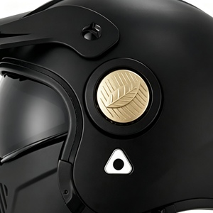 Casque de moto intégral noir, coque ABS, visière double miroir dorée, design épuré, homologué DOT, modulaire, rabattable, toutes saisons - Product Image 6
