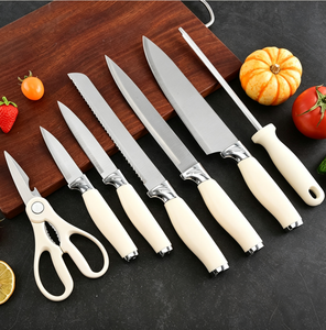 Entrega de mercancía en lote desde fábrica, disponible para recogida. Juego de cocina de 8 piezas: cuchillo para pan, cuchillo de chef, con soporte para cuchillos. - Product Image 2
