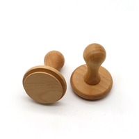 Oem approvisionnement Personnalisé en bois Dessin Animé timbre de biscuit timbre de jouet En Bois